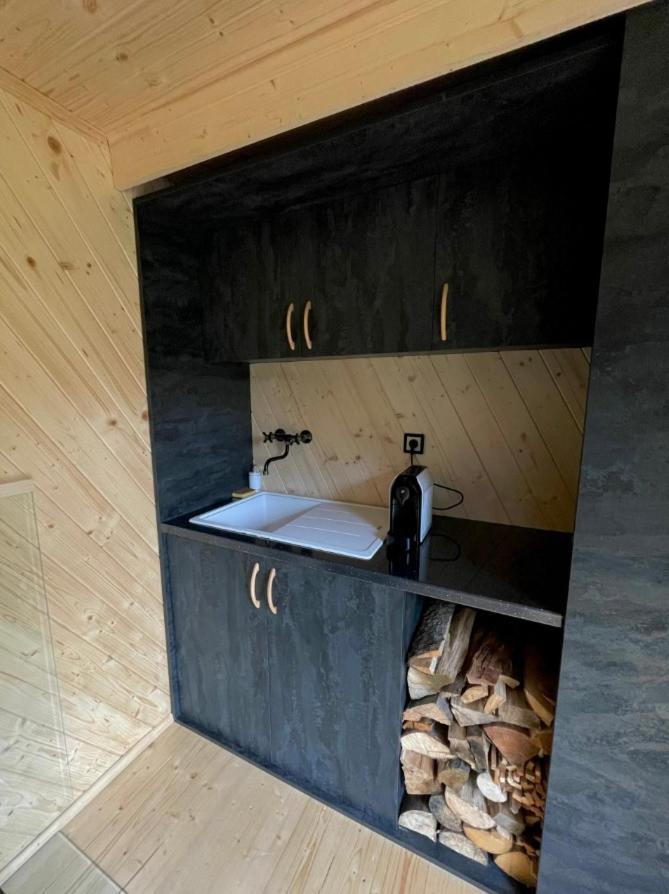 Obytny Kontejner Cabin Stars Zátor Εξωτερικό φωτογραφία